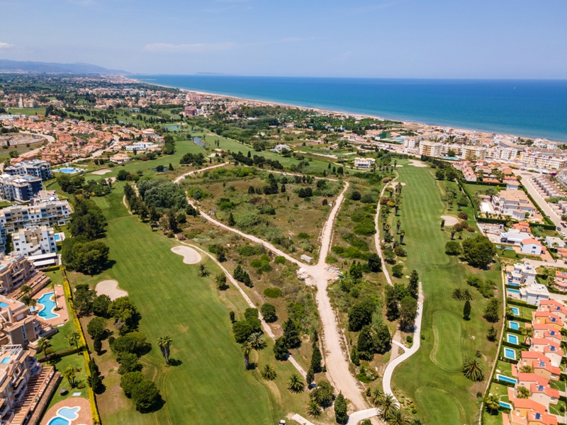 Hotel de 5 estrellas y campo de golf de Oliva Nova